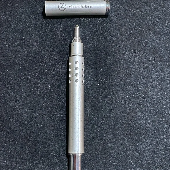 Mercedes-Benz Silver Luxury Pen - Picture 3 of 3